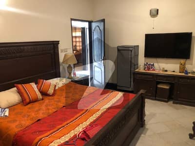 500 YARDS GROUND PORTION FOR RENT