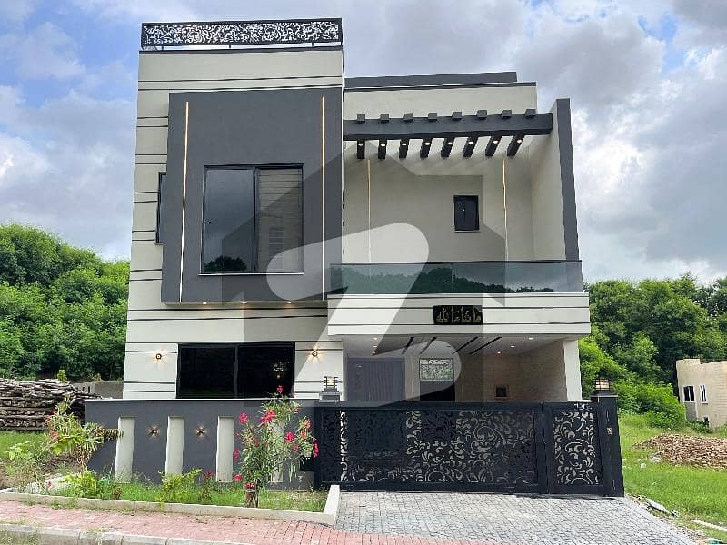 Elegant 8 Marla Dream Home With Premium Designer Touch Elegant 8 Marla Dream Home With Premium Designer Touch