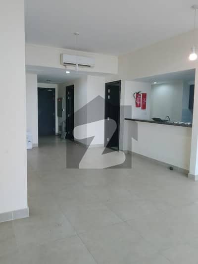 EMAAR 3-Bed Apartment For Rent In Coral Tower