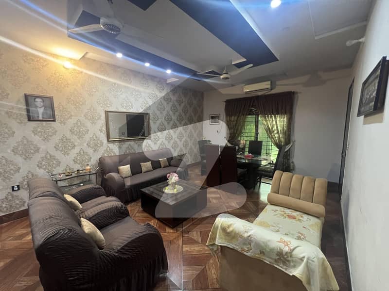 10 Marla House For sale In Shalimar Colony