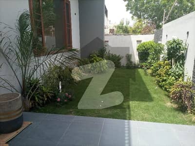 ڈی ایچ اے فیز 7 ایکسٹینشن ڈی ایچ اے ڈیفینس,کراچی میں 6 کمروں کا 1 کنال مکان 16.0 کروڑ میں برائے فروخت۔