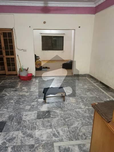 MAIN GT ROAD 44 MARLA SCHOOL BUILDING WITH BASEMENT MART YEAH STORE RESTAURANT CHAIN KY LIYA BI DY GY