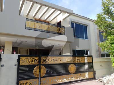 بحریہ انکلیو - سیکٹر اے بحریہ انکلیو,بحریہ ٹاؤن,اسلام آباد میں 5 کمروں کا 10 مرلہ مکان 5.25 کروڑ میں برائے فروخت۔ بحریہ انکلیو - سیکٹر اے بحریہ انکلیو,بحریہ ٹاؤن,اسلام آباد میں 5 کمروں کا 10 مرلہ مکان 5.25 کروڑ میں برائے فروخت۔