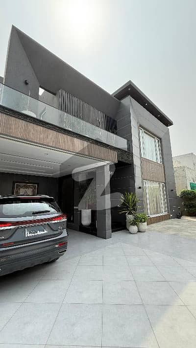 Marvelous Ready To Move Funished House with Basement Available for Sale