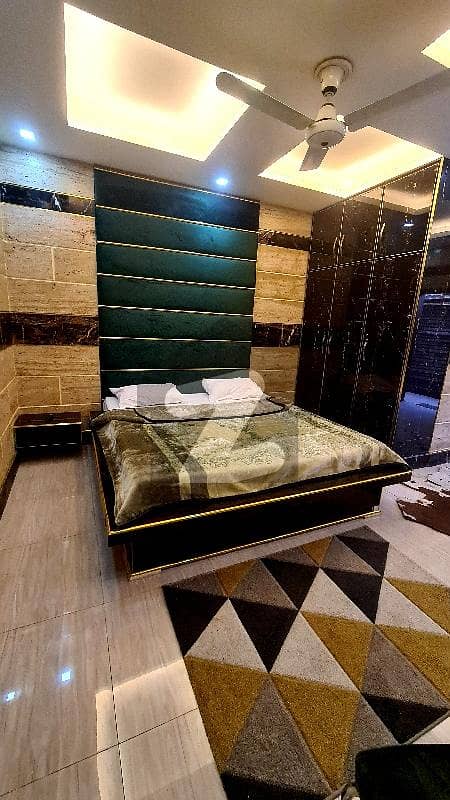 گلبرگ لاہور میں 1 کمرے کا 4 مرلہ فلیٹ 99.0 ہزار میں کرایہ پر دستیاب ہے۔
