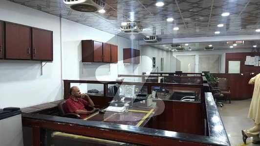 High-Value Corner Office in Heart of the City. Kashmir/Egerton Road