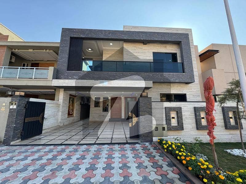 Elegant Designer Villa with High Quality Finishing & Specfications Elegant Designer Villa with High Quality Finishing & Specfications