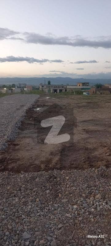 اسلام آباد ایکسپریس وے اسلام آباد میں 4 مرلہ رہائشی پلاٹ 28.0 لاکھ میں برائے فروخت۔ اسلام آباد ایکسپریس وے اسلام آباد میں 4 مرلہ رہائشی پلاٹ 28.0 لاکھ میں برائے فروخت۔