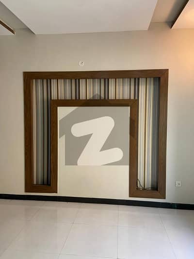 10 Marla Just Like Brand New Upper Portion For Rent