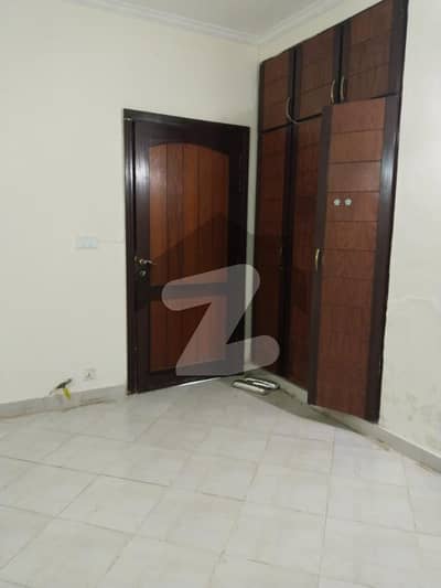 E11 Ground 2bed Small Family