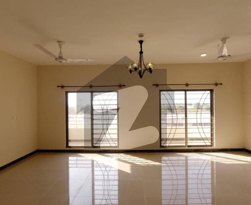 Flat Of 2576 Square Feet Is Available For Sale Flat Of 2576 Square Feet Is Available For Sale
