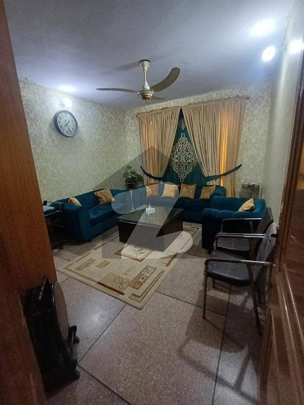 10 Marla Upper Portion For Rent In Beautiful Madina Town 10 Marla Upper Portion For Rent In Beautiful Madina Town
