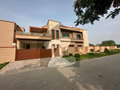 عسکری 5 - سیکٹر ایچ عسکری 5,ملیر کنٹونمنٹ,کینٹ,کراچی میں 5 کمروں کا 1 کنال مکان 10.5 کروڑ میں برائے فروخت۔ عسکری 5 - سیکٹر ایچ عسکری 5,ملیر کنٹونمنٹ,کینٹ,کراچی میں 5 کمروں کا 1 کنال مکان 10.5 کروڑ میں برائے فروخت۔