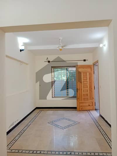 Flat available for rent boring electricity