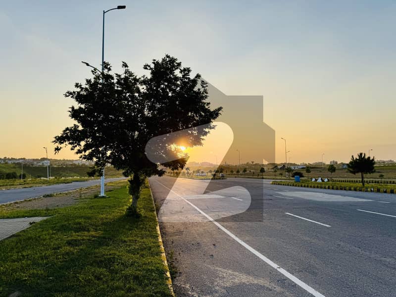 8 Marla DHA Expressway Commercial on Instalments.