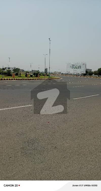 Corner 1 Kanal Plot Back Of 150' Road For Sale
