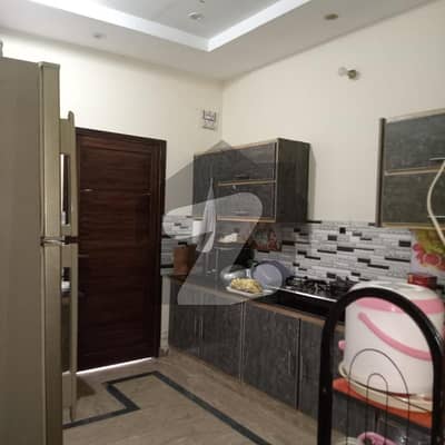 نیو لاهور سٹی لاہور میں 2 کمروں کا 3 مرلہ مکان 35.0 ہزار میں کرایہ پر دستیاب ہے۔