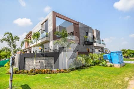 10 Marla Modern Design Luxury House Available For Sale