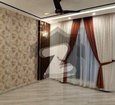 Get Your Hands On House In Lahore Best Area
