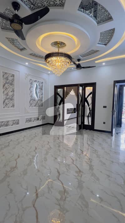 10 Marla Brand New House For Rent