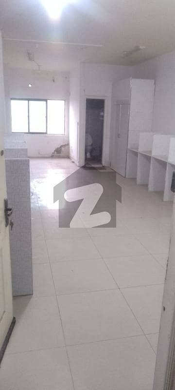 گلبرگ 3 گلبرگ,لاہور میں 2 مرلہ Studio دفتر 35.0 ہزار میں کرایہ پر دستیاب ہے۔