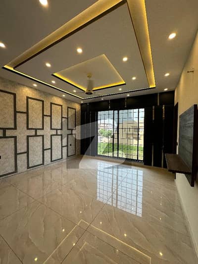 1 KANAL BRAND NEW TILE FLOOR HOUSE AVAILABLE FOR SALE AT WAPDA TOWN PH 1