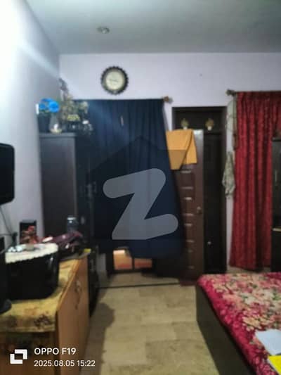 Gulistan E Johar Block 11 ( First Floor Portion For Sale )