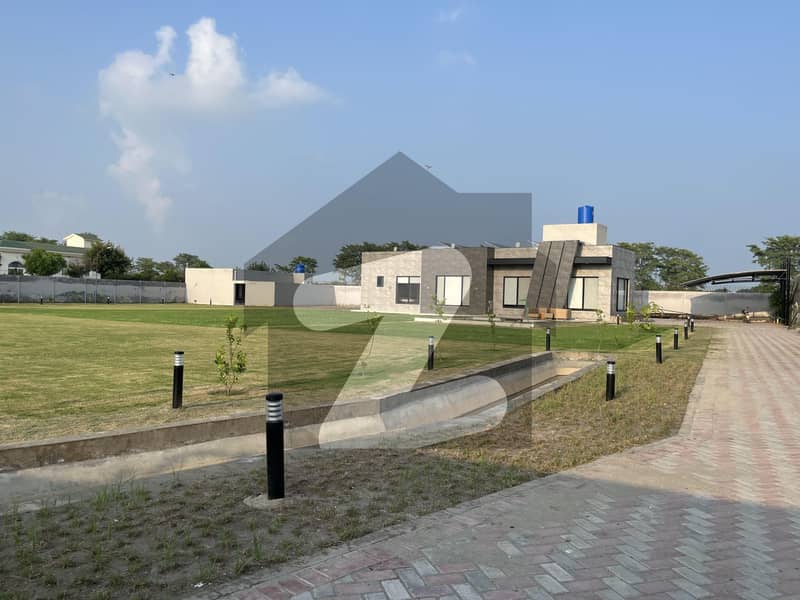 Modern Luxury Farmhouse For Rent On Daily Basis