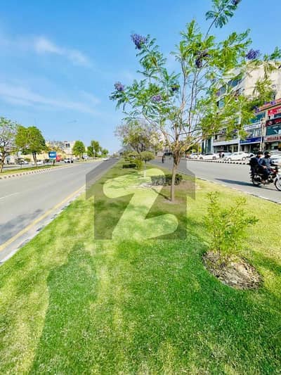 1 Kanal Plot for Sale in Lake City Sector M2 | Premium Location