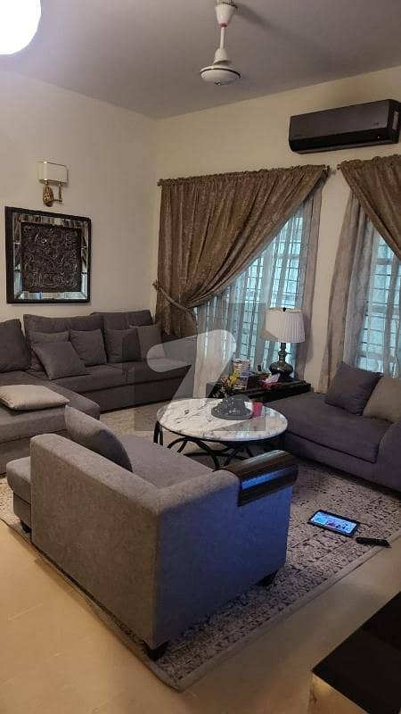 OUTCLASS GROUND PORTION FOR RENT IN DHA PHASE 6 AT VERY PRIME LOCATION OUTCLASS GROUND PORTION FOR RENT IN DHA PHASE 6 AT VERY PRIME LOCATION