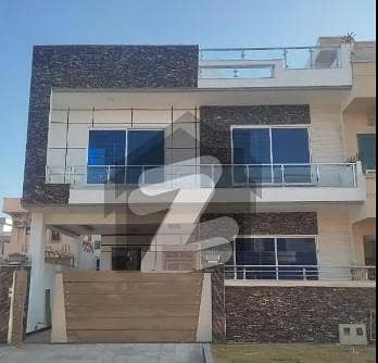 جی ۔ 13 اسلام آباد میں 5 کمروں کا 7 مرلہ مکان 5.25 کروڑ میں برائے فروخت۔ جی ۔ 13 اسلام آباد میں 5 کمروں کا 7 مرلہ مکان 5.25 کروڑ میں برائے فروخت۔
