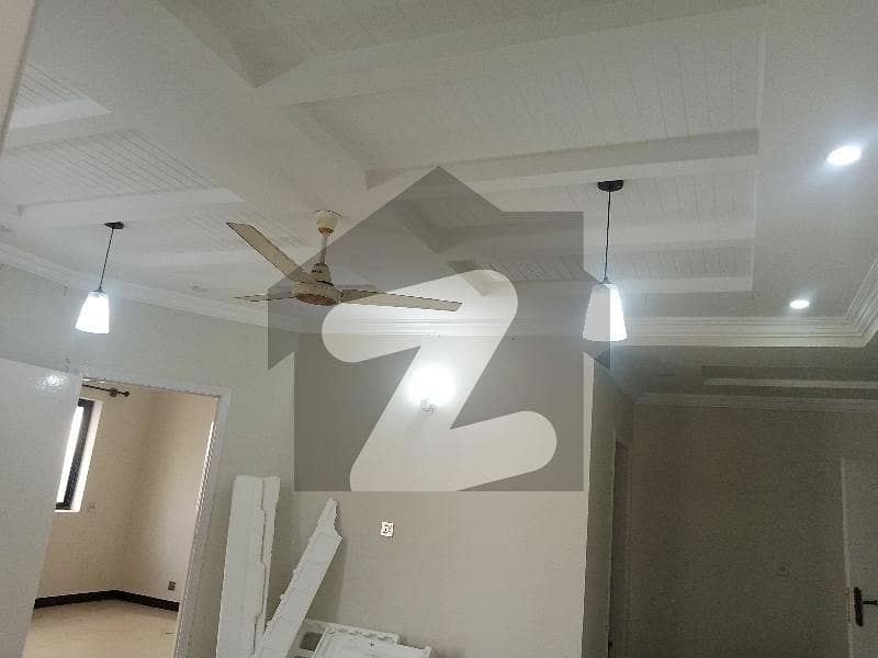3bed renovated flat 3bed renovated flat