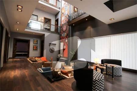 ONE KANAL SOLID MODERN DESIGNE DIRECT APPRAOCH FROM MB PH6 NEAR TO SPORTS COMPLEX