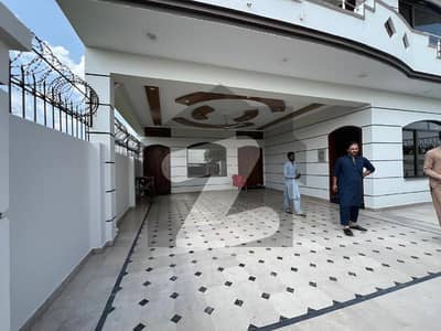 14 Marla Triple Story House