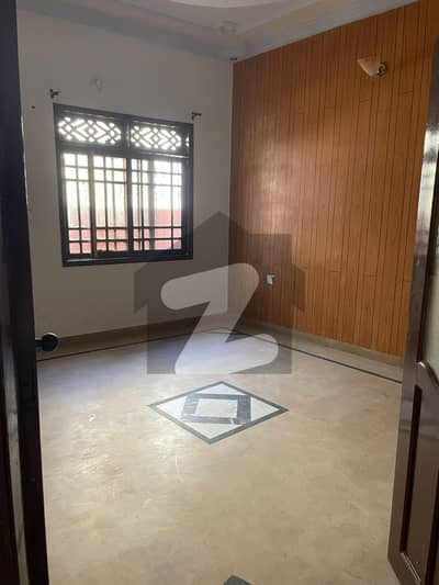 Prime location of block-14 good condition flat