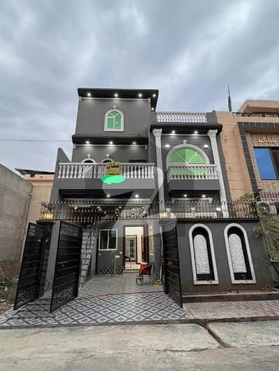 الرحمان گارڈن فیز 2 الرحمان گارڈن,لاہور میں 5 کمروں کا 5 مرلہ مکان 80.0 ہزار میں کرایہ پر دستیاب ہے۔