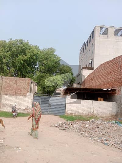 بینکرز ٹاؤن لاہور میں 80 کنال کمرشل پلاٹ 40.0 ارب میں برائے فروخت۔