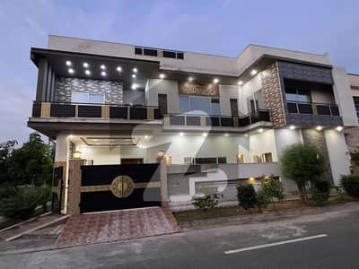 8 Marala Corner And Park Phase House For Sell