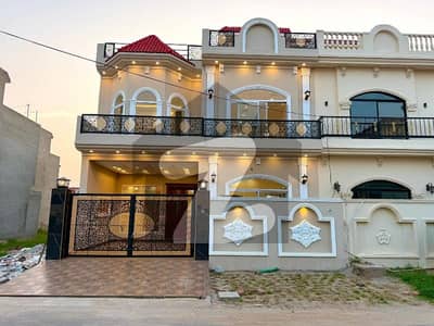 بش ایگزیکٹو ولاز ملتان میں 4 کمروں کا 5 مرلہ مکان 1.95 کروڑ میں برائے فروخت۔