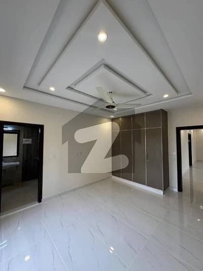 Beautifully Constructed Flat Is Available For sale In Askari 5 - Sector J