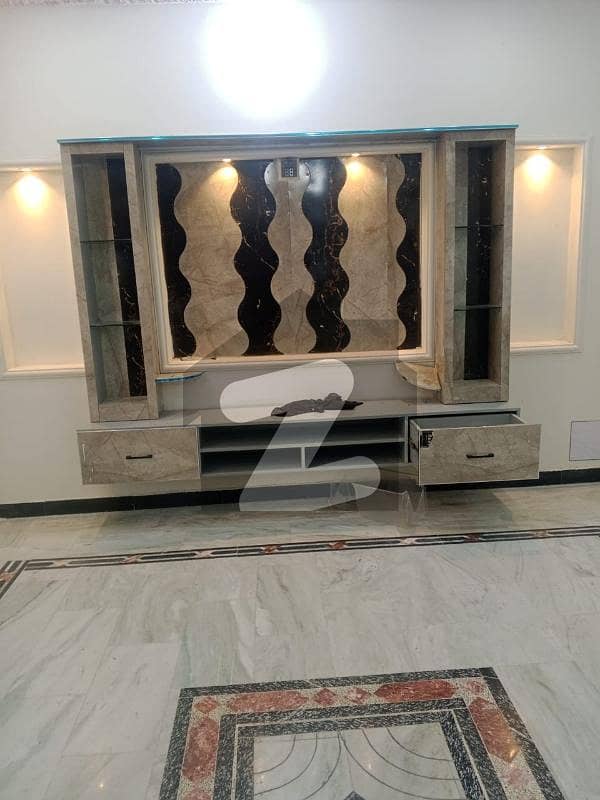 Like new uper portion Available for All facilities separate Like new uper portion Available for All facilities separate