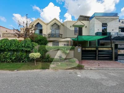 10 Marla House Is Available For Sale In Eden Palace Villas Lahore