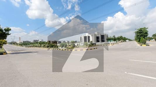 Faisal height luxury apartment for sale