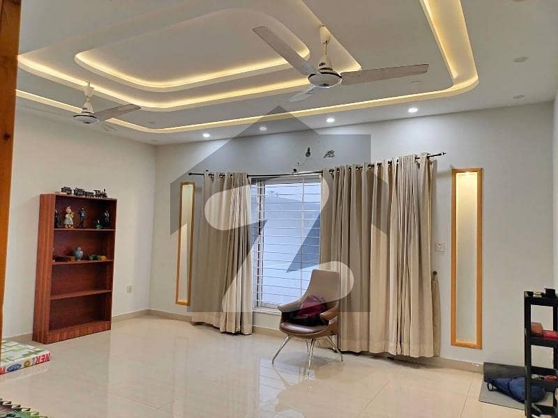 Full Luxury Independent With Car Parking Ground Portion Full Luxury Independent With Car Parking Ground Portion