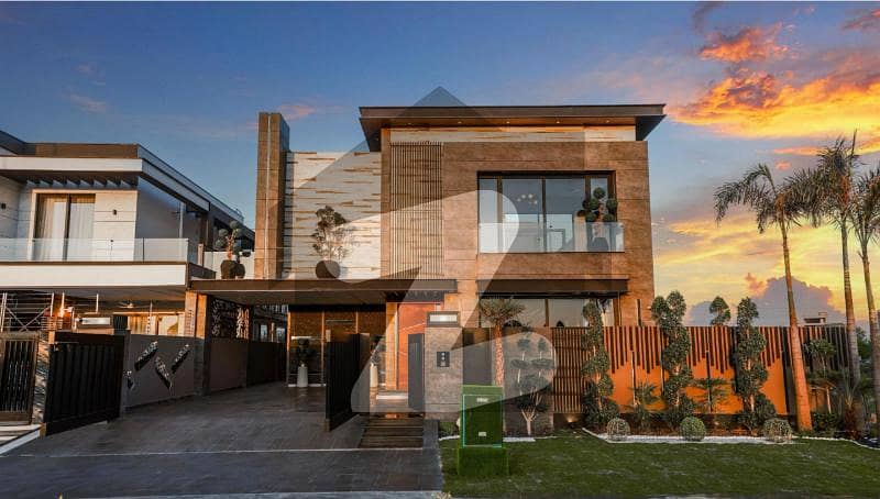 70-Feet Road Ultra Modern Bungalow For Sale At Super Hot Location Carrefour And Big Park Raya Fair-Ways 70-Feet Road Ultra Modern Bungalow For Sale At Super Hot Location Carrefour And Big Park Raya Fair-Ways