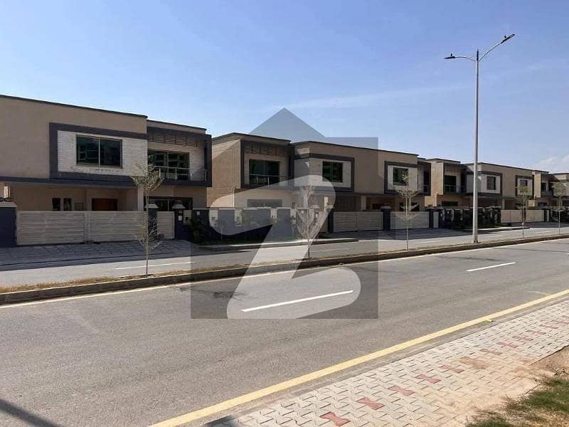 عسکری 6 ملیر کنٹونمنٹ,کینٹ,کراچی میں 5 کمروں کا 15 مرلہ مکان 7.0 کروڑ میں برائے فروخت۔ عسکری 6 ملیر کنٹونمنٹ,کینٹ,کراچی میں 5 کمروں کا 15 مرلہ مکان 7.0 کروڑ میں برائے فروخت۔