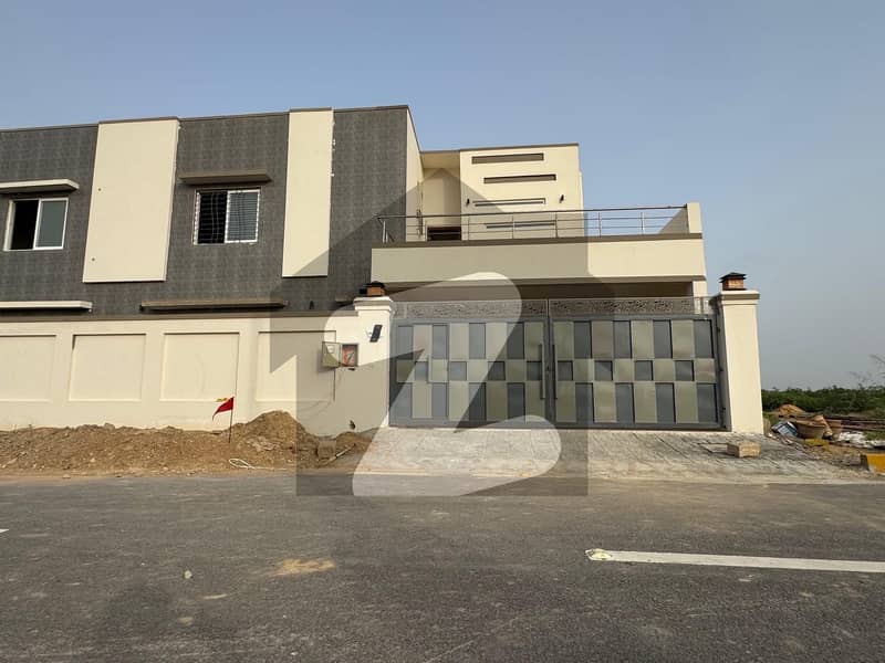 BEST DEAL 350SQU YARDS FALCON COMPLEX NEW MALIR BEST DEAL 350SQU YARDS FALCON COMPLEX NEW MALIR