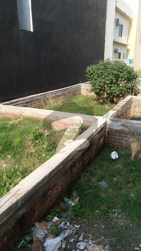 8 marla plot with complete dpc 4 room 3 bath 8 marla plot with complete dpc 4 room 3 bath