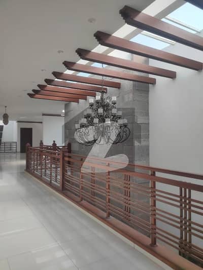 Out Class Bungalow For Rent In Clifton Block 2