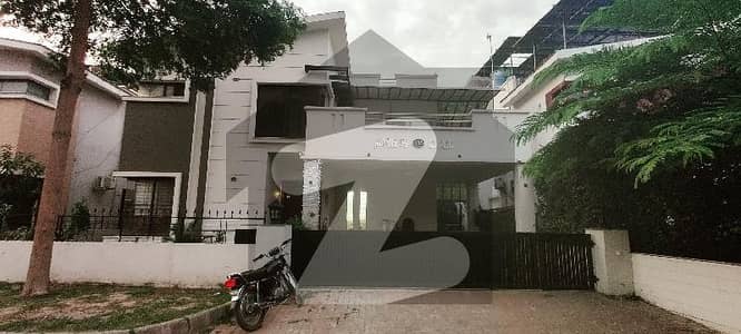 1 Kanal Lower Locked Upper Portion Available For Rent DHA Lahore Phase 6 Raya